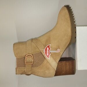 Blondo Beige Waterproof Ankle Booties